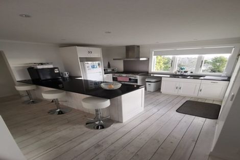 Photo of property in 12 Tindalls Bay Road, Tindalls Beach, Whangaparaoa, 0930