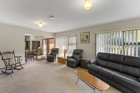 Photo of property in 85 Avonhead Road, Avonhead, Christchurch, 8042