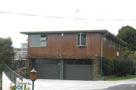 Photo of property in 19 Peace Avenue, Moturoa, New Plymouth, 4310