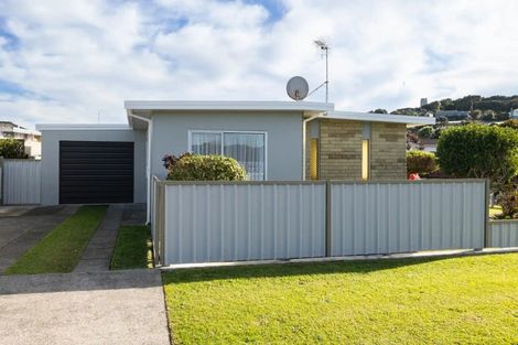 Photo of property in 1 Naumai Place, Spotswood, New Plymouth, 4310