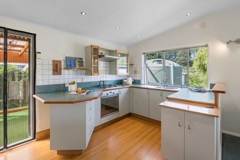 Photo of property in 2 Barclay Grove, Hokio Beach, Levin, 5571