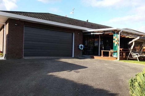 Photo of property in 163 Langdale Avenue, Paraparaumu, 5032