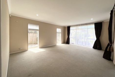 Photo of property in 5 Wye Oak Drive, Schnapper Rock, Auckland, 0632