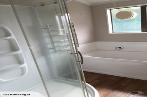 Photo of property in 28 Rothesay Place, Dinsdale, Hamilton, 3204