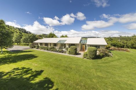 Photo of property in 324 Turitea Road, Turitea, Palmerston North, 4472