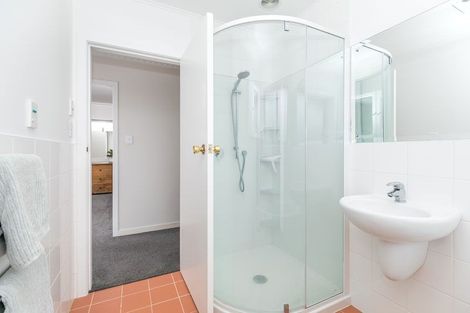 Photo of property in 5 Woodstock Crescent, Leamington, Cambridge, 3432