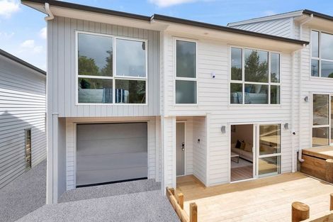 Photo of property in 68 Channel View Road, Campbells Bay, Auckland, 0630