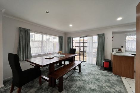 Photo of property in 14 Albert Street, Pukekohe, 2120