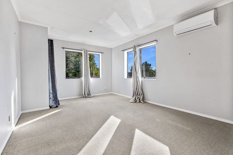Photo of property in 8/17 Harbour View Road, Te Atatu Peninsula, Auckland, 0610