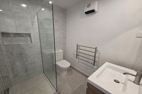 Photo of property in 2/15 Donald Place, St Albans, Christchurch, 8014