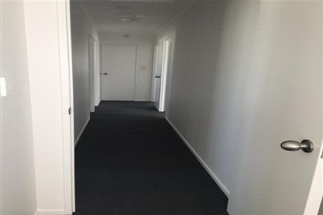 Photo of property in 2/119 Flat Bush Road, Clover Park, Auckland, 2023
