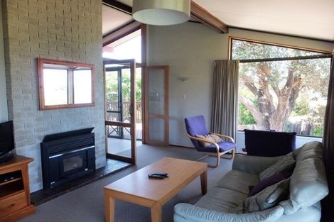 Photo of property in 37 Seddon Street, Waikanae, 5036