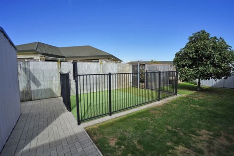 Photo of property in 16 Bouverie Crescent, Flagstaff, Hamilton, 3210