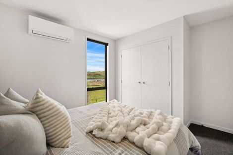 Photo of property in 33 Mulholland Drive, Jacks Point, 9371