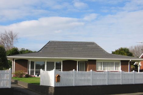 Photo of property in 3 Coronet Place, Awapuni, Palmerston North, 4412