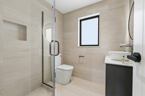 Photo of property in 1a Sheralee Place, Bucklands Beach, Auckland, 2014
