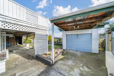 Photo of property in 31 Aniseed Grove, Timberlea, Upper Hutt, 5018