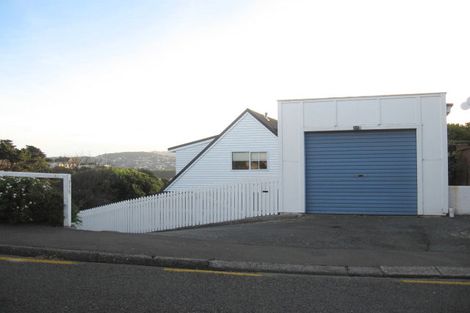 Photo of property in 181 Seatoun Heights Road, Seatoun, Wellington, 6022