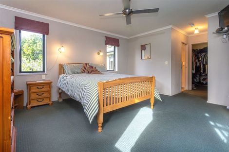 Photo of property in 3 Acacia Court, Whitianga, 3510