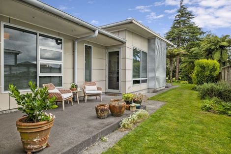 Photo of property in 10 Olivia Street, Stratford, 4332