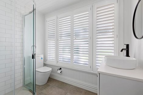 Photo of property in 30 Humphries Street, Inglewood, 4330