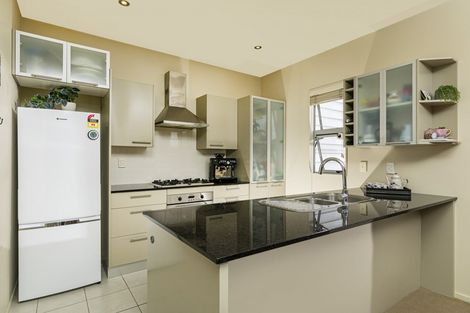 Photo of property in 22/40 Scarlet Oak Drive, Schnapper Rock, Auckland, 0632