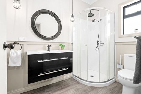 Photo of property in 1/1059 Bank Street, Te Awamutu, 3800