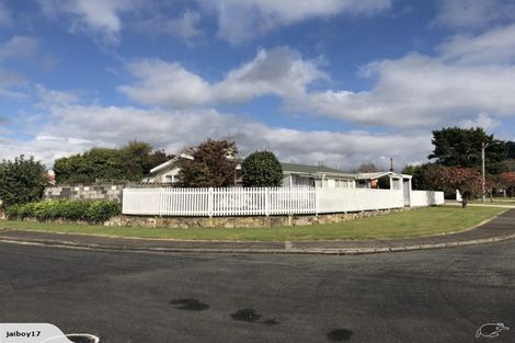 Photo of property in 21 Cochrane Street, Fairy Springs, Rotorua, 3015