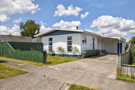Photo of property in 4 Rhodes Drive, Kelvin Grove, Palmerston North, 4414