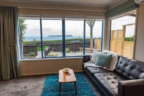 Photo of property in 64 Motuhara Road, Plimmerton, Porirua, 5026