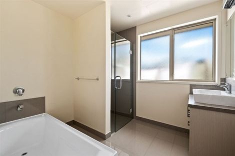 Photo of property in 9 Stonebrook Drive, Wanaka, 9305