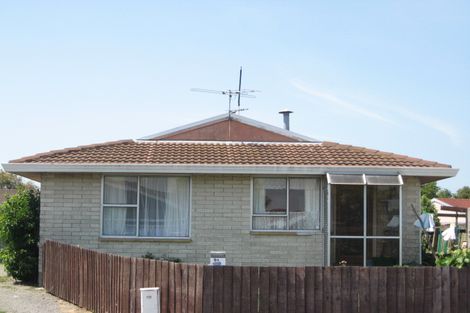 Photo of property in 1/9 Leonie Place, Aranui, Christchurch, 8061