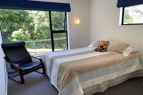 Photo of property in 99 Woodman Drive, Tawa, Wellington, 5028