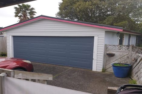 Photo of property in 24 Beach Road, Glenbrook, Waiuku, 2681