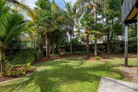 Photo of property in 36 Aldern Road, Massey, Auckland, 0614