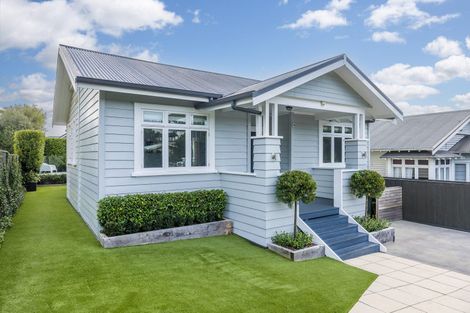 Photo of property in 16 Warwick Street, Morningside, Auckland, 1022