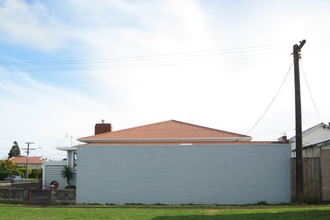 Photo of property in 14 Mcnaughton Street, Waitara, 4320