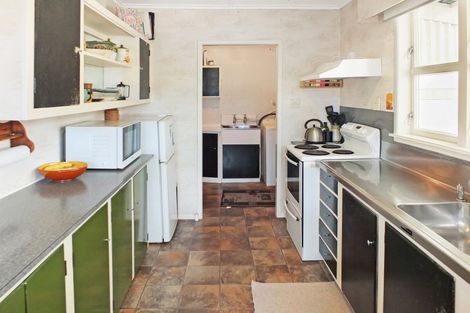 Photo of property in 31 Roore Street, Foxton Beach, Foxton, 4815