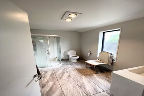 Photo of property in 34 Davaar Crescent, Broomfield, Christchurch, 8042