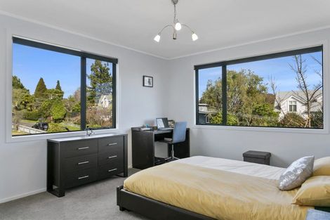 Photo of property in 1 Norfolk Road, Waipahihi, Taupo, 3330