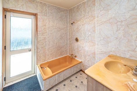 Photo of property in 3 Titoki Street, Castlecliff, Whanganui, 4501