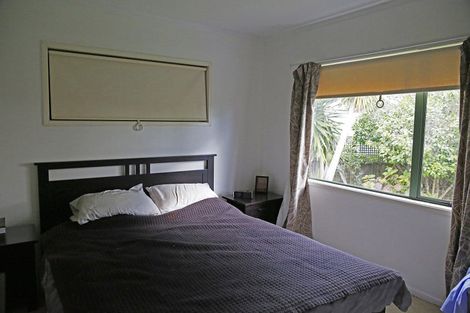 Photo of property in 1 Churchouse Road, Greenhithe, Auckland, 0632