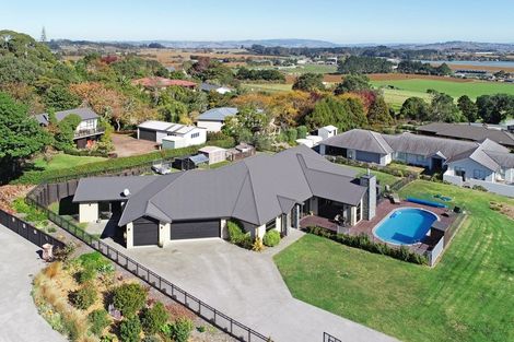 Photo of property in 11 Bernora Crescent, Bombay, 2675