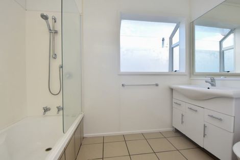 Photo of property in 394 High Street South, Carterton, 5713