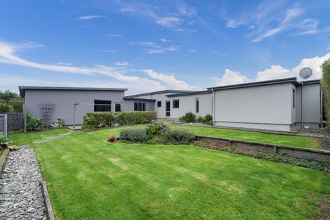 Photo of property in 44 Glenroy Park Drive, Waikiwi, Invercargill, 9810