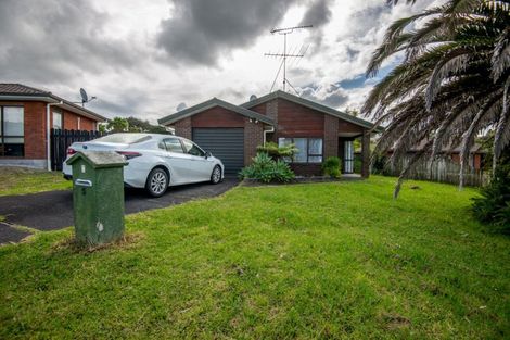 Photo of property in 5 Sherpa Place, Massey, Auckland, 0614