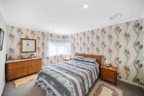 Photo of property in 16 Carpenter Lane, Silverdale, 0932