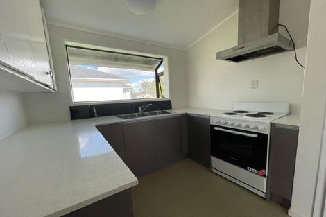 Photo of property in 4 Mon Desir Place, Manurewa, Auckland, 2102