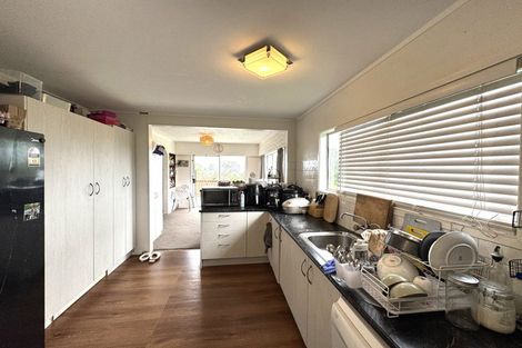 Photo of property in 26 Cyclarama Crescent, Massey, Auckland, 0614