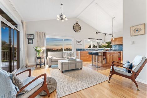 Photo of property in 181 Baddeleys Beach Road, Tawharanui Peninsula, Warkworth, 0986